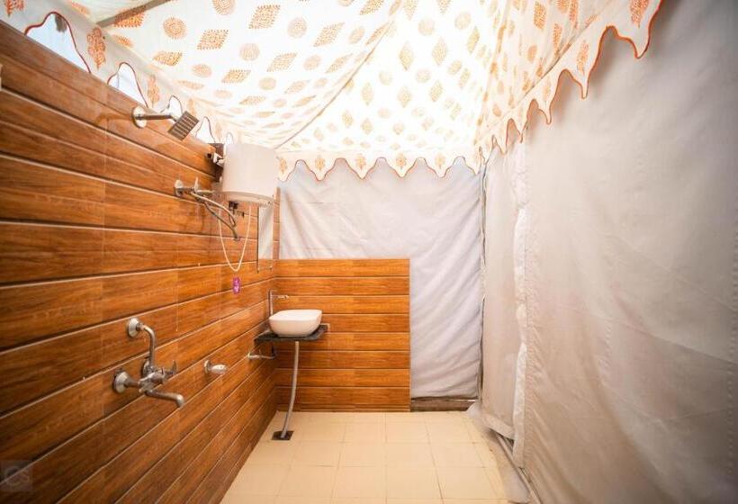 Habitación Familiar Vista Jardín, Unity Holiday Resort   Statue Of Unity