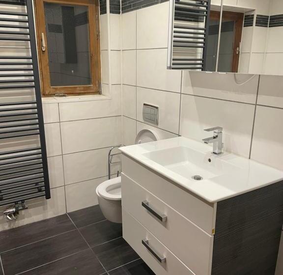 غرفة عائلية حمام مشترك, Haus St. Martin