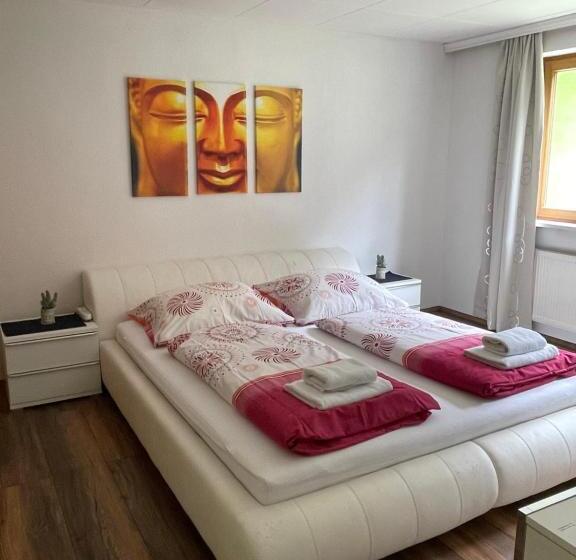 Семейный Номер Совместный Санузел, Haus St. Martin