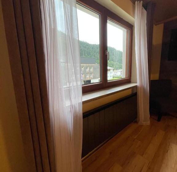 غرفة قياسية, Haus St. Martin