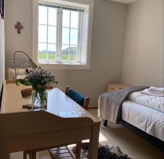 Номер Стандарт Индивидуальный, Utstein Pilegrimsgard