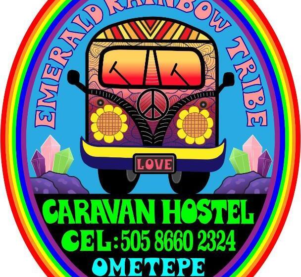 غرفة قياسية رباعية مطلة على الحديقة, Rainbow Caravan Hostel