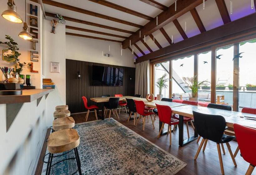 스탠다드 룸 공동 욕실, Hostel Mannheim