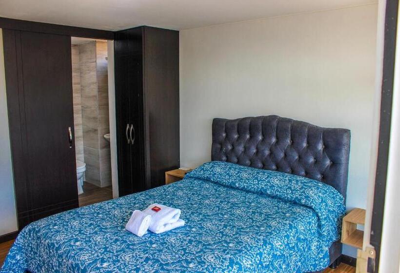 Deluxe Zimmer, Holly