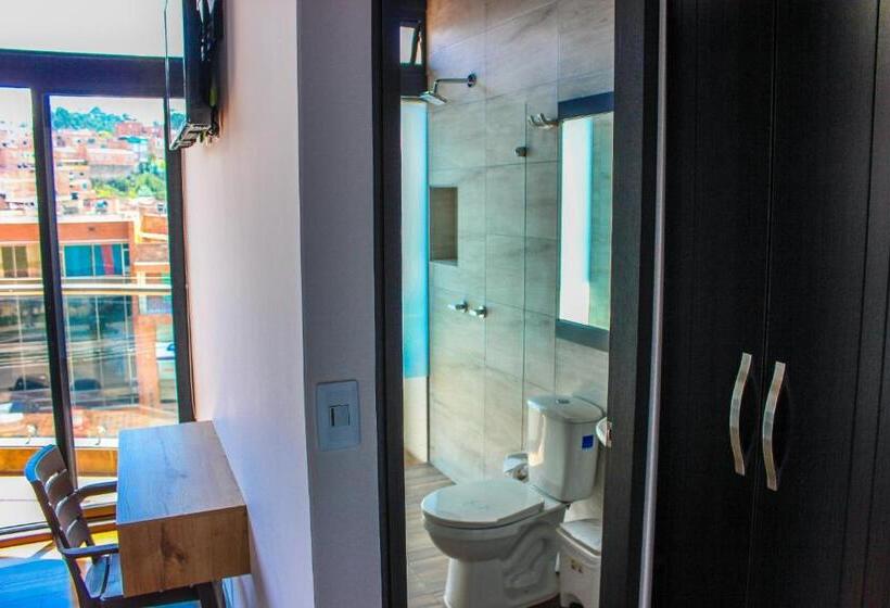 4 Bett Deluxe Zimmer, Holly