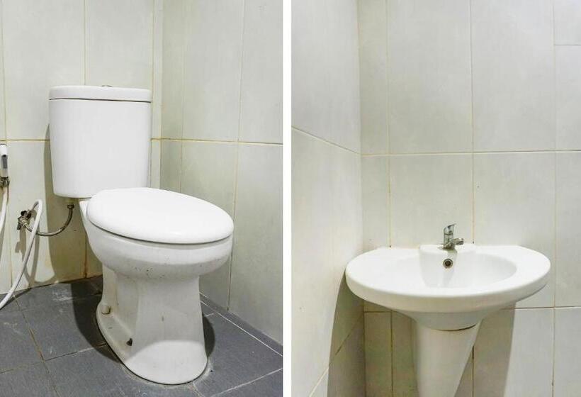 Quarto Estandar, Oyo 91182 Kos Ta Homestay Makassar