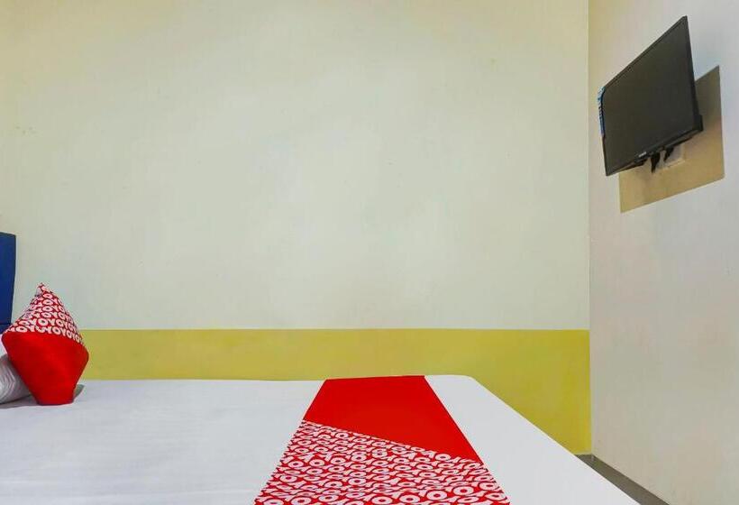Quarto Estandar, Oyo 91182 Kos Ta Homestay Makassar