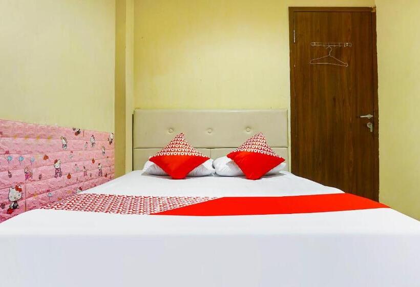 Chambre Deluxe, Oyo 91182 Kos Ta Homestay Makassar