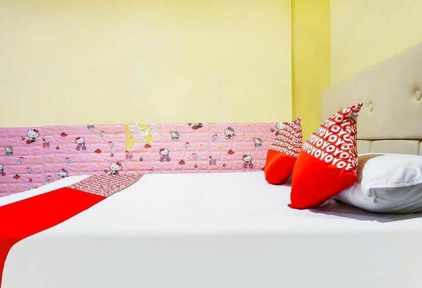 Chambre Deluxe, Oyo 91182 Kos Ta Homestay Makassar