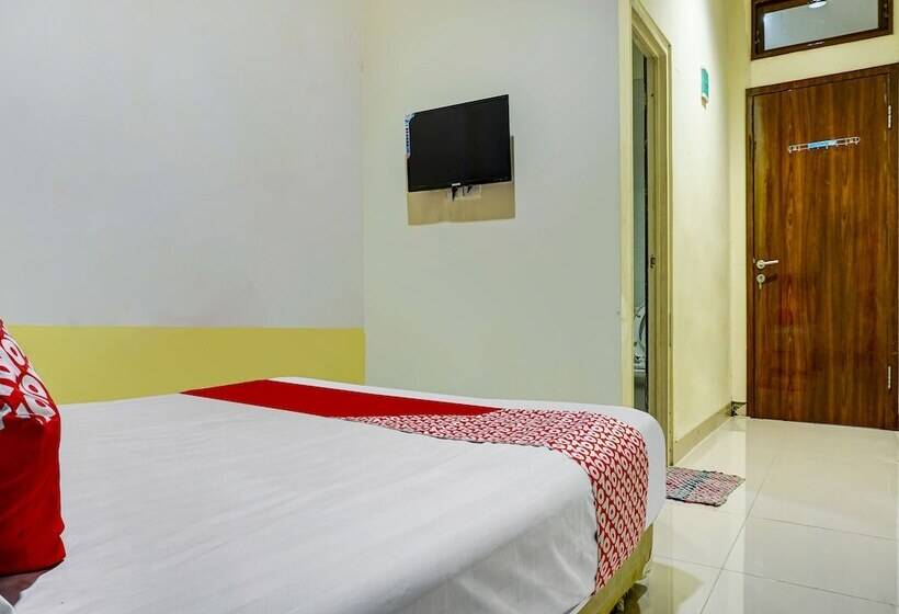 Chambre Standard, Oyo 91182 Kos Ta Homestay Makassar