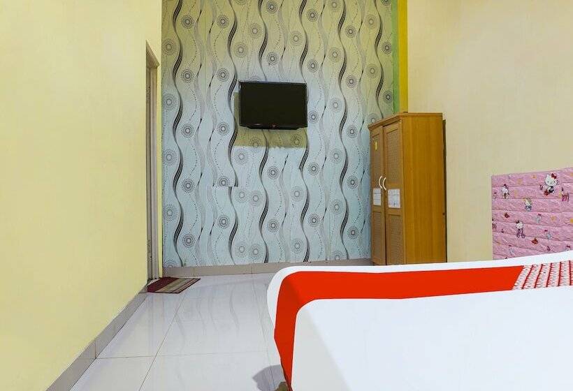 Chambre Deluxe, Oyo 91182 Kos Ta Homestay Makassar