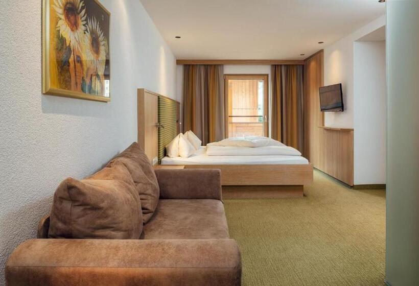 标准工作室带阳台, Restaurant Claudia