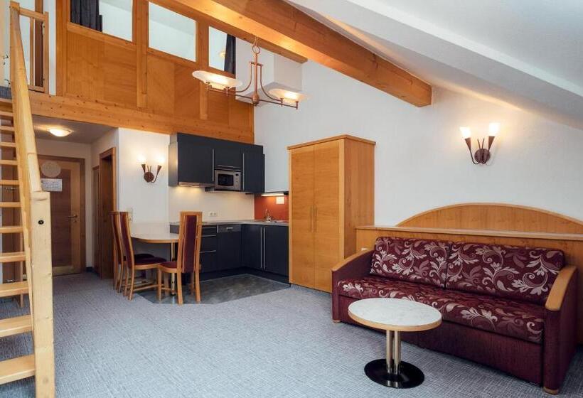 חדר דופלקס, Restaurant Claudia