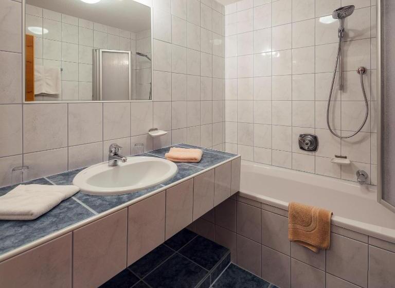 חדר דופלקס, Restaurant Claudia