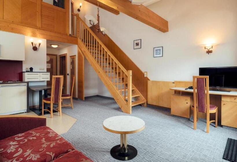 חדר דופלקס, Restaurant Claudia