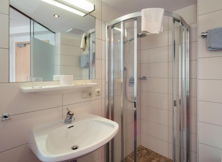 חדר סטנדרט יחיד, Restaurant Claudia