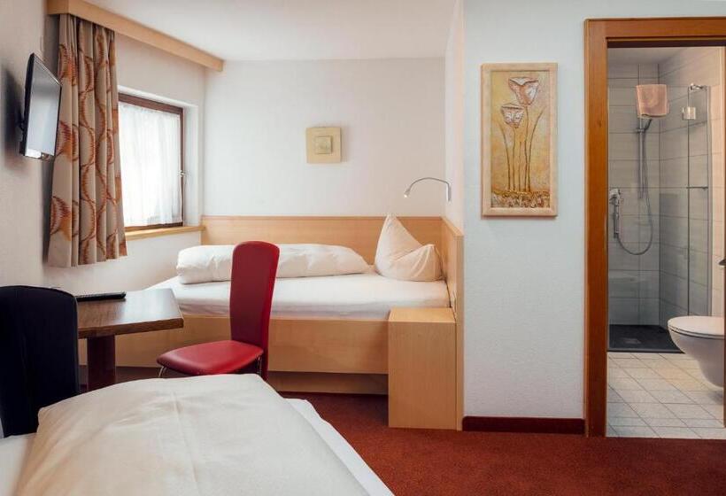 חדר סטנדרט, Restaurant Claudia