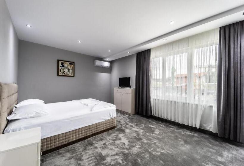 Deluxe Rum, стаи за гости Dream