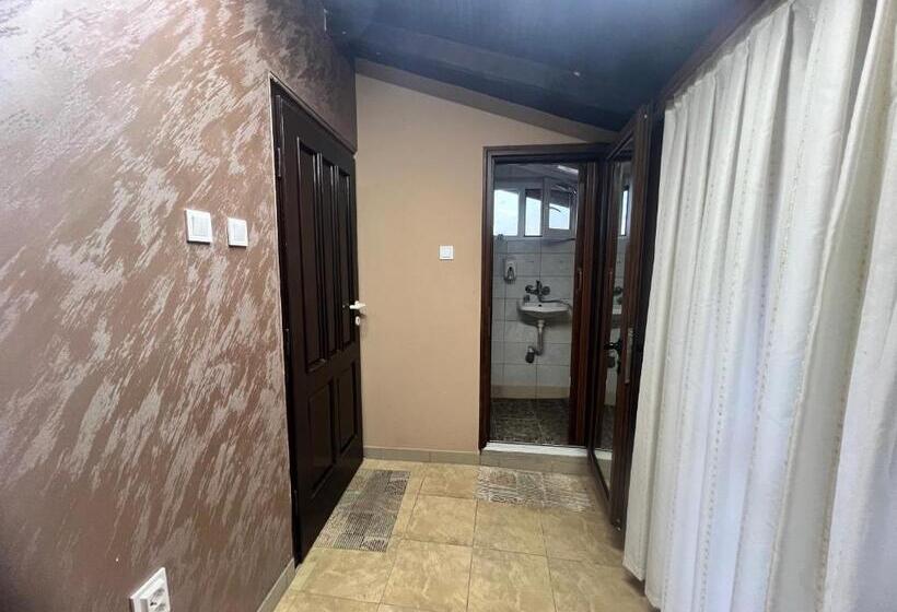 Ekonomiskt Rum, стаи за гости Dream