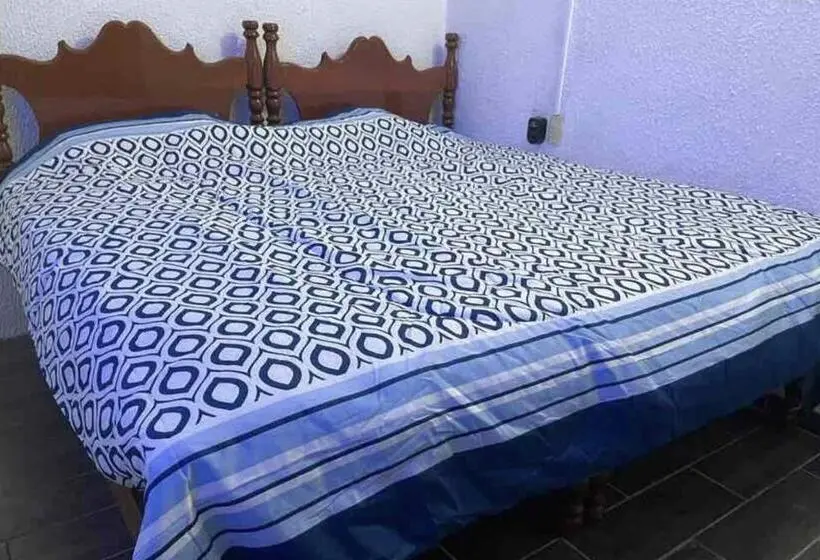 اتاق استاندارد با تخت بزرگ, Tmx Hostal