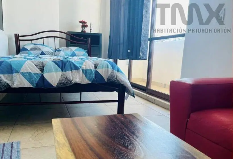 اتاق استاندارد با بالکن, Tmx Hostal