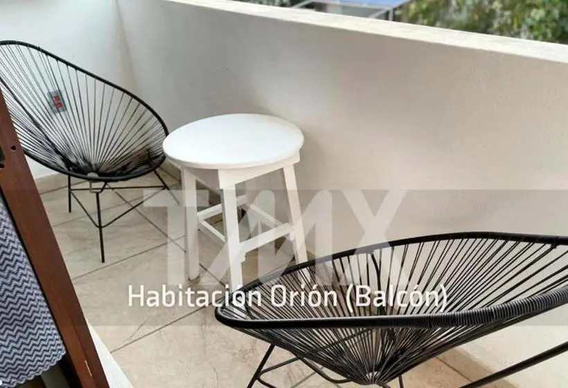 اتاق استاندارد با بالکن, Tmx Hostal