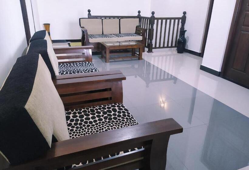 اتاق استاندارد, Brave Resort Mirissa