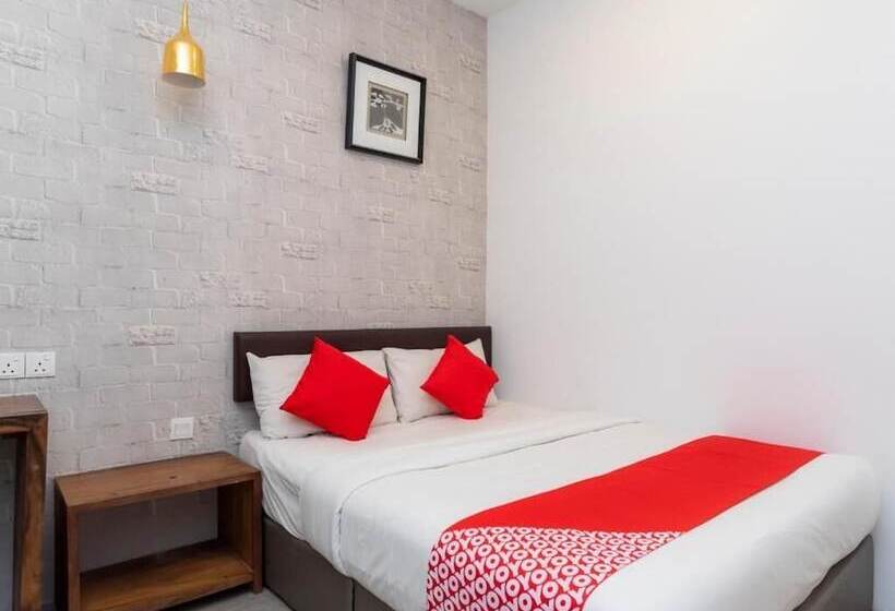 חדר סטנדרט, Big Big