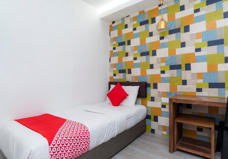 חדר סטנדרט יחיד, Big Big