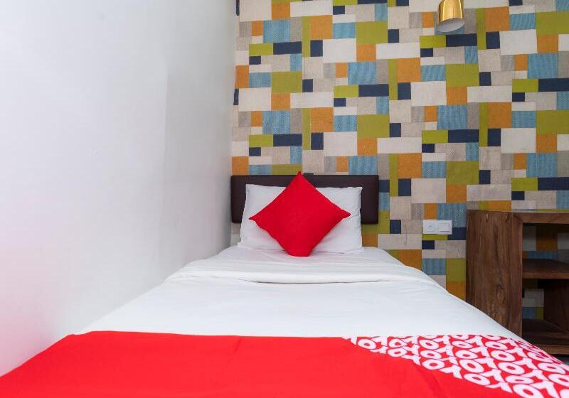 חדר סטנדרט יחיד, Big Big