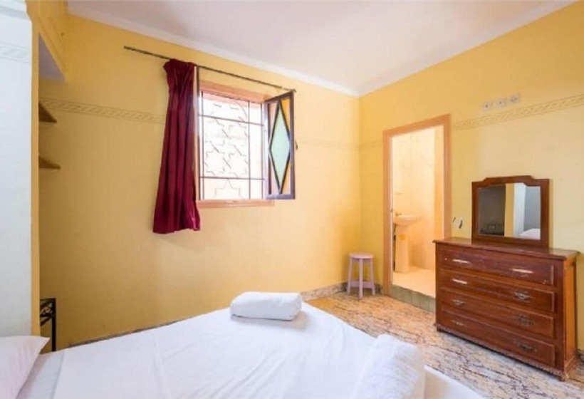 Quarto Quádruplo Standard, Central Palace