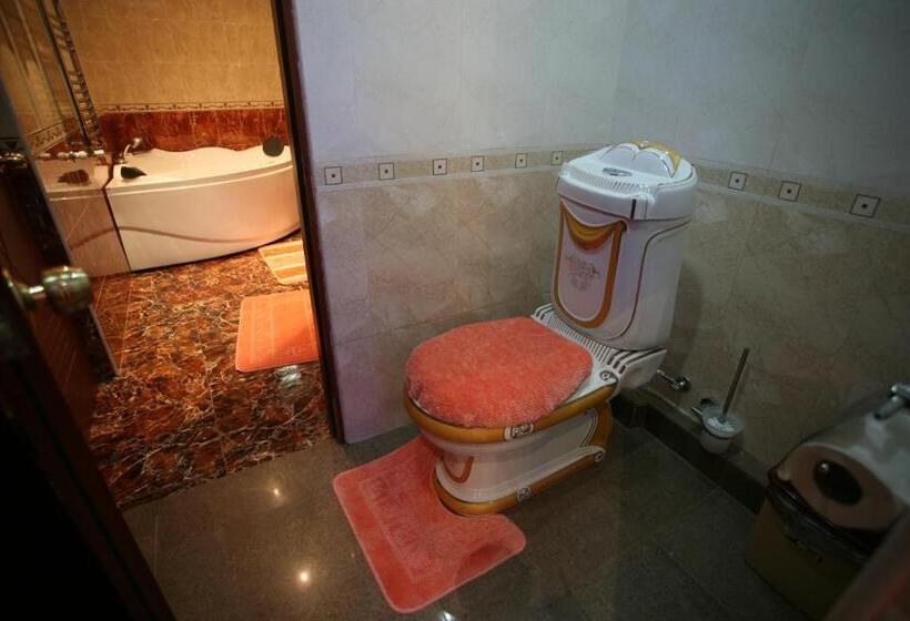 דירה בת חדר שינה 1 עם מרפסת, Nairi