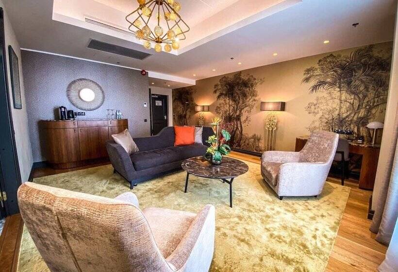 سوییت, V Spa & Conference