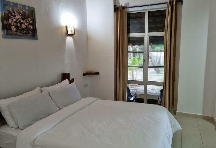 اتاق لوکس, Senari Bay Resort