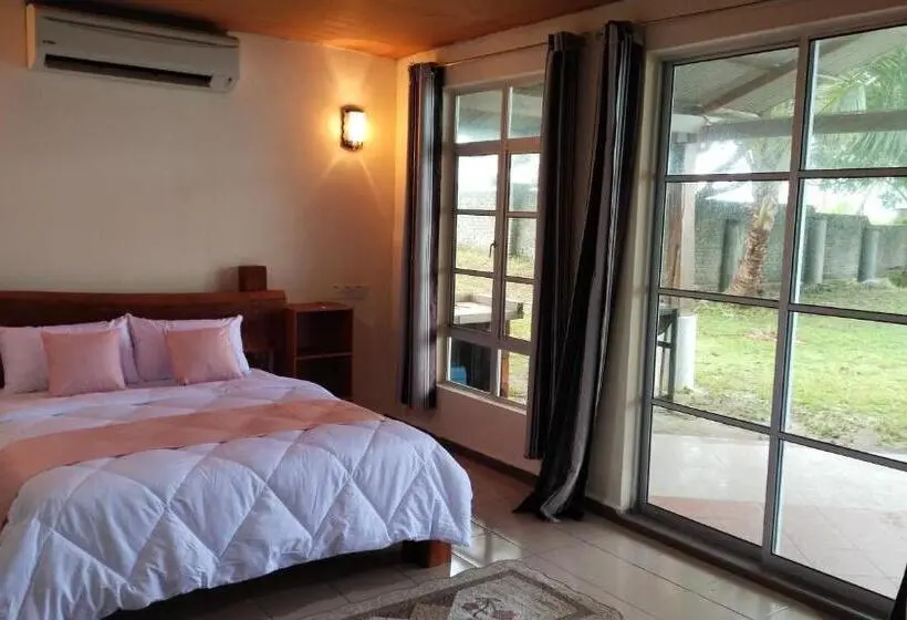 オーシャンビューデラックスルーム, Senari Bay Resort