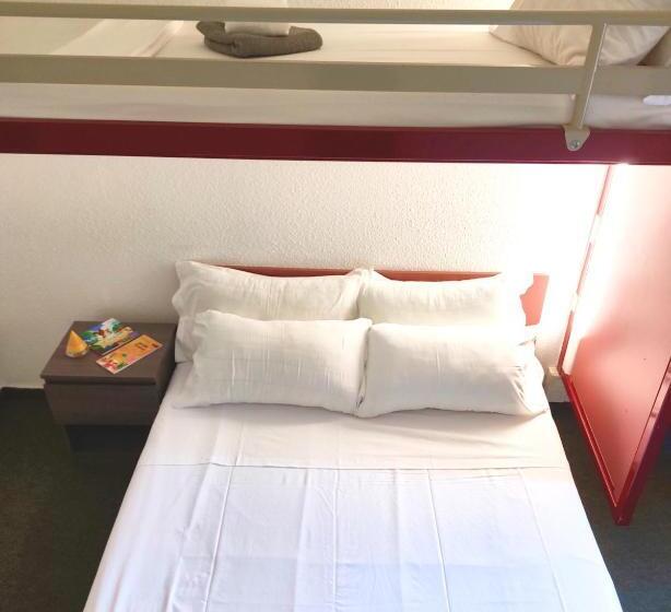 غرفة إقتصادية ثلاثية, La Voile Bleue