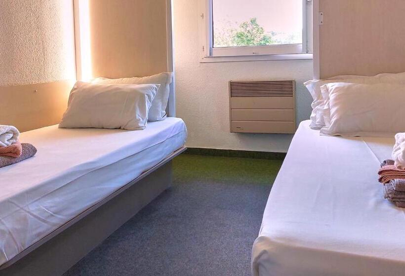 غرفة قياسية حمام مشترك, La Voile Bleue