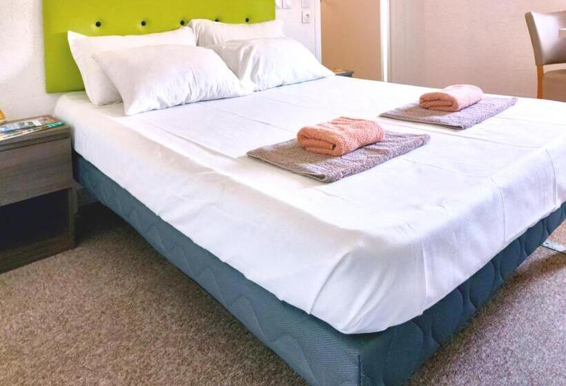 غرفة قياسية, La Voile Bleue