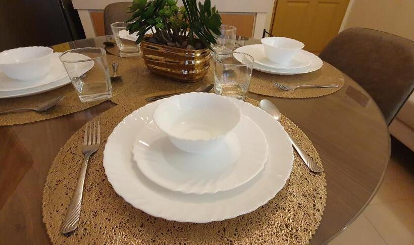 آپارتمان 1 خوابه با چشمانداز دریا, Mika S Crib 2br Condo