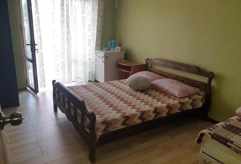 Номер Стандарт Трехместный, Otel Elena