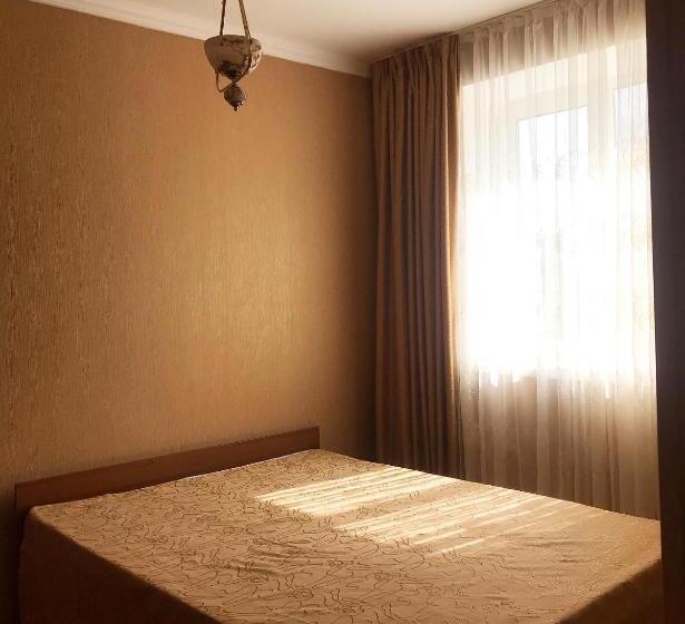 اتاق سوپریور خانوادگی, алтын мезгиль