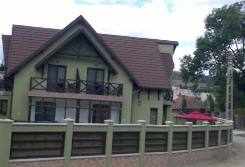 Family Room, Imola Vendégház