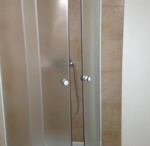 غرفة قياسية, Mellys Haus