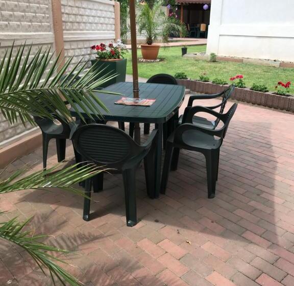 غرفة أساسية, Mellys Haus