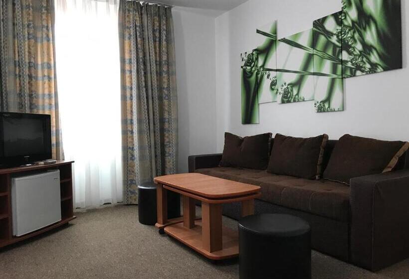 شقة غرفة واحدة, Mellys Haus