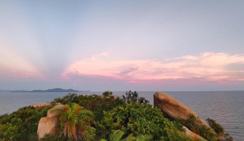 オーシャンビュースーペリアールーム, Naqin Geological Ocean Park