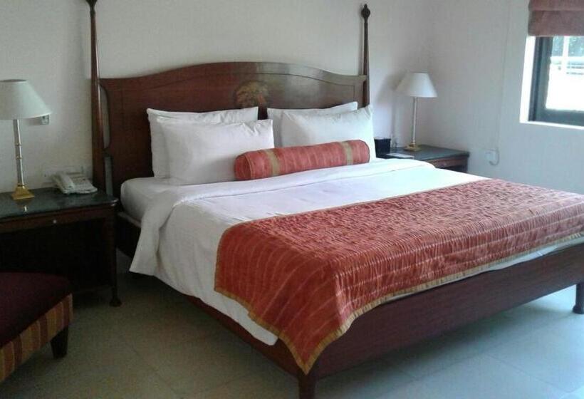 غرفة ديلوكس, The Lalit Traveller Khajuraho