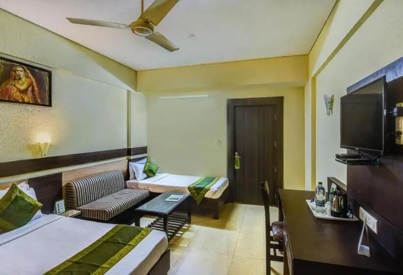 اتاق لوکس, Super Townhouse Gandhi Medical College Bhopal Formerly Hotel Shagun