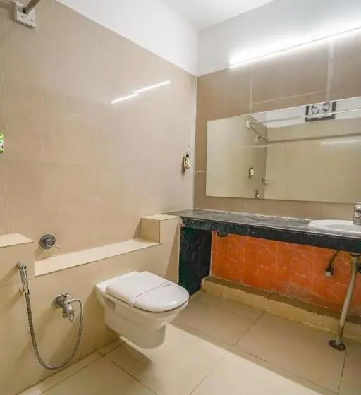 اتاق لوکس, Super Townhouse Gandhi Medical College Bhopal Formerly Hotel Shagun