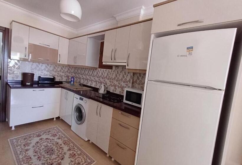 Апартаменты 2 Спальни, Sunset Beach Apartments